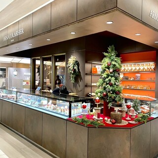 アルノー・ラエール パリ_2