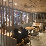 神乃珈琲 新宿東口店 - 2F 4名席