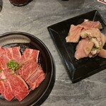 Sumibiyakiniku Gyuuhan - 御礼のロースとミノ