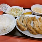 Tonton Gyouza Kaen Hanten - とんとん餃子定食 820円