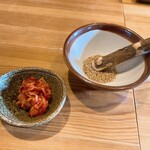 ポンチ軒 - キムチおかわり自由