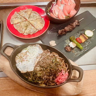 Okonomiyakidokoro Konaya - 手打ち焼きそば、鉄板焼き、前菜etc