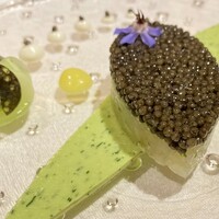 ロオジエ - 明石産真鯛とキャビア・オシェトラ