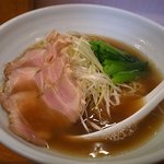 麺屋 一徳 - 醤油らーめん７００円