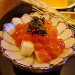 馳走なかむら - 山芋とイクラにはトンブリが乗せられています