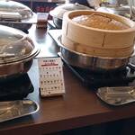 ベイクオーレ - 羊肉と根菜のカルビ炒め、黒豚焼売、てんぷら