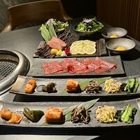 名古屋焼肉きらく - 集合写真