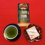 花月 - お茶とお菓子