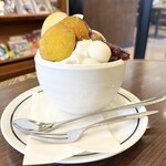 岡山珈琲館 - お芋とキャラメルプリンのパフェ