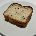 オトワ レストラン - 胡麻風味のブリオッシュ