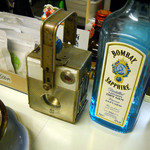 キハ - ホームで駅員さんが振ってるやつ