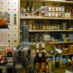 キハ - 食器棚兼酒ストック+オタク