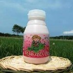 Bekai的饮用草莓酸奶