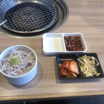 Kokusangyuu Yakiniku Kuidon - 