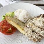 Cafe +8101 - 