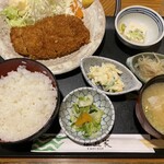 正直家 - とんかつ定食