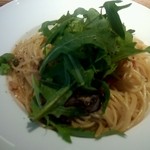 オストレア oysterbar&restaurant - オストレア　牡蠣とルッコラのフェデリーニ