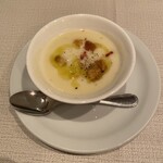 コウジイガラシ オゥレギューム - さつまいものスープ