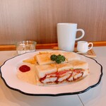 Cafe terrce Kum Kum - エビカツサンドランチ（ポテト・ドリンク付き）（11-14時）