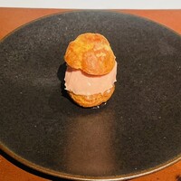 レストラン ラリューム - ◆アミューズ・ブーシュ、チーズとリバーブ入り