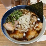 ラーメンWalkerキッチン - 柏 濃麺や 39名 柏ブラックチャーシュー麺