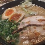 Mentatsuramemman - あじ玉ラーメン……780