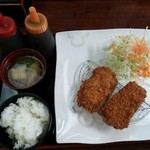 きざし亭　美豚 - とんかつ2枚定食（520円）