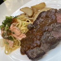 キハチ 青山本店 - パスタ　ステーキ　ポテトのプレート