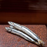 鮨匠 のむら - きびなご蒸し焼き