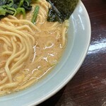 上三川 魂心家 - クリーミーな商店系スープ。