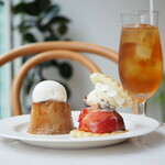 Cafe satsuki - アップルパイ（850円） 栗のプリン（580円） アイスアールグレイティ（500円）