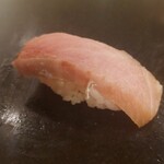 菊水鮓 - ブリの漬け