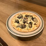 TheOysters牡蠣専門店 - 牡蠣と青唐辛子のPIZZA