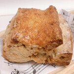 a.myu and village - いちじくのスコーン