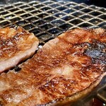 YAKINIKU 八山牛 - 