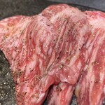 YAKINIKU 八山牛 - 