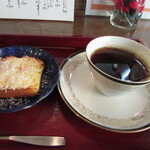 Sanchan Shokudou - チーズパウンドケーキ・コーヒー