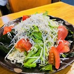 タカマル鮮魚店 - しらすサラダ