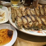 ギョーザ泰三 - 