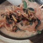 クリーミーTonkotsuラーメン 麺家神明 - 