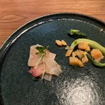 Bistro楚 - お口取り。カンパチとスモークサーモンです。