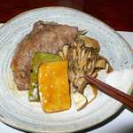 Sukiyaki Tei - すき焼き　２皿目　とMy箸
