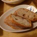 キッチン・ポム - バケットは恵庭の良店“ベーカーズテラス689”製