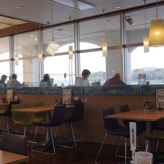 平戸瀬戸市場 レストラン_2