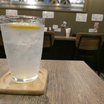 スープカレー&ダイニング エルビス - レモンサワー