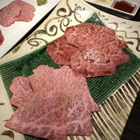焼肉一頭両騨 町田本店 - 
