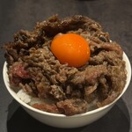 武蔵小杉 大衆焼肉 暴飲暴食 - カルビロース（タレ）オンザライス