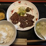 牛たん焼き 仙台辺見 - 