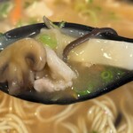 博多豚骨 暁商店 - 具材リフト