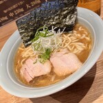 豚骨醤油 三輪 - 